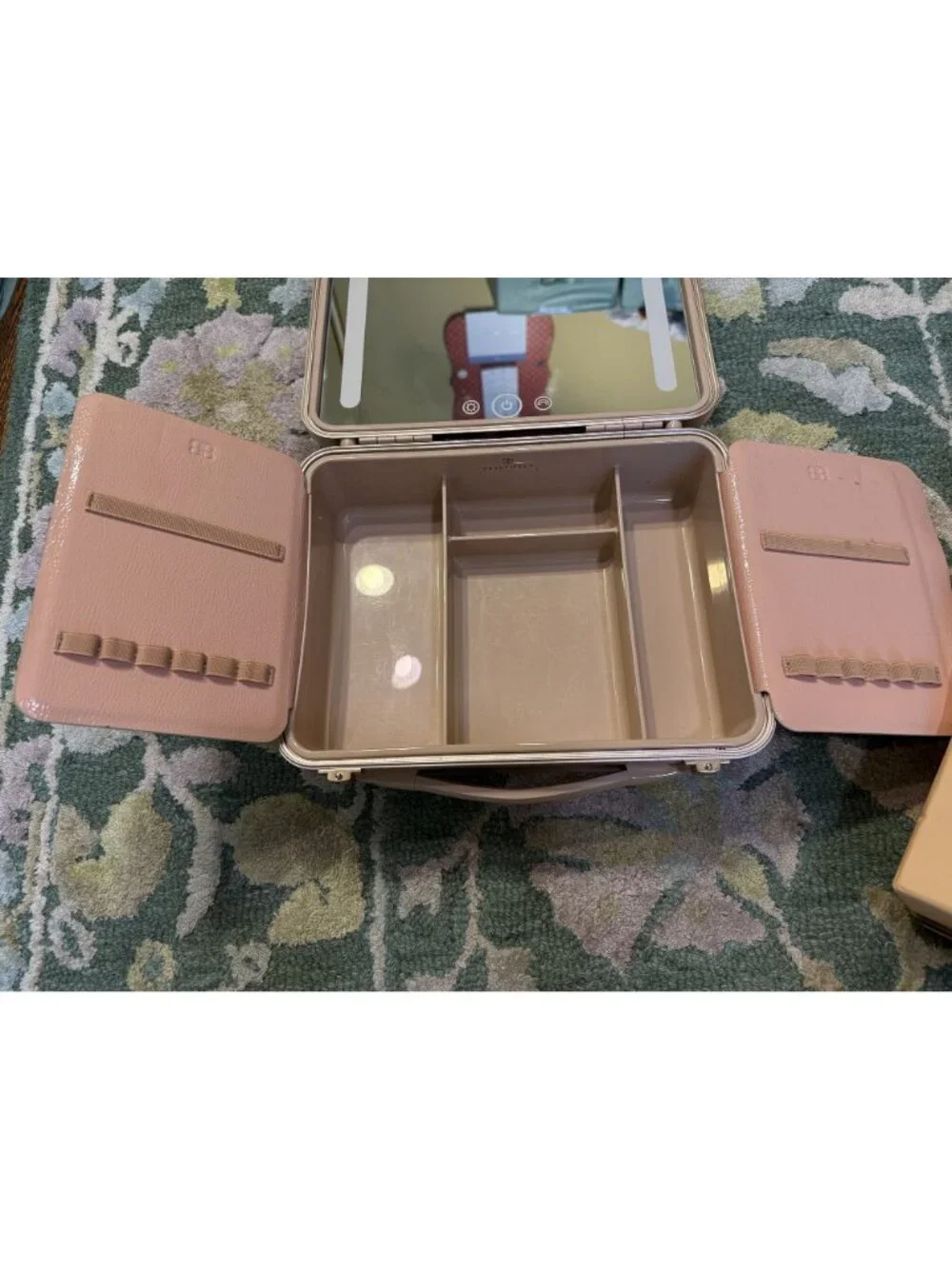 Beautifect VGUC Portable Makeup Vanity Box